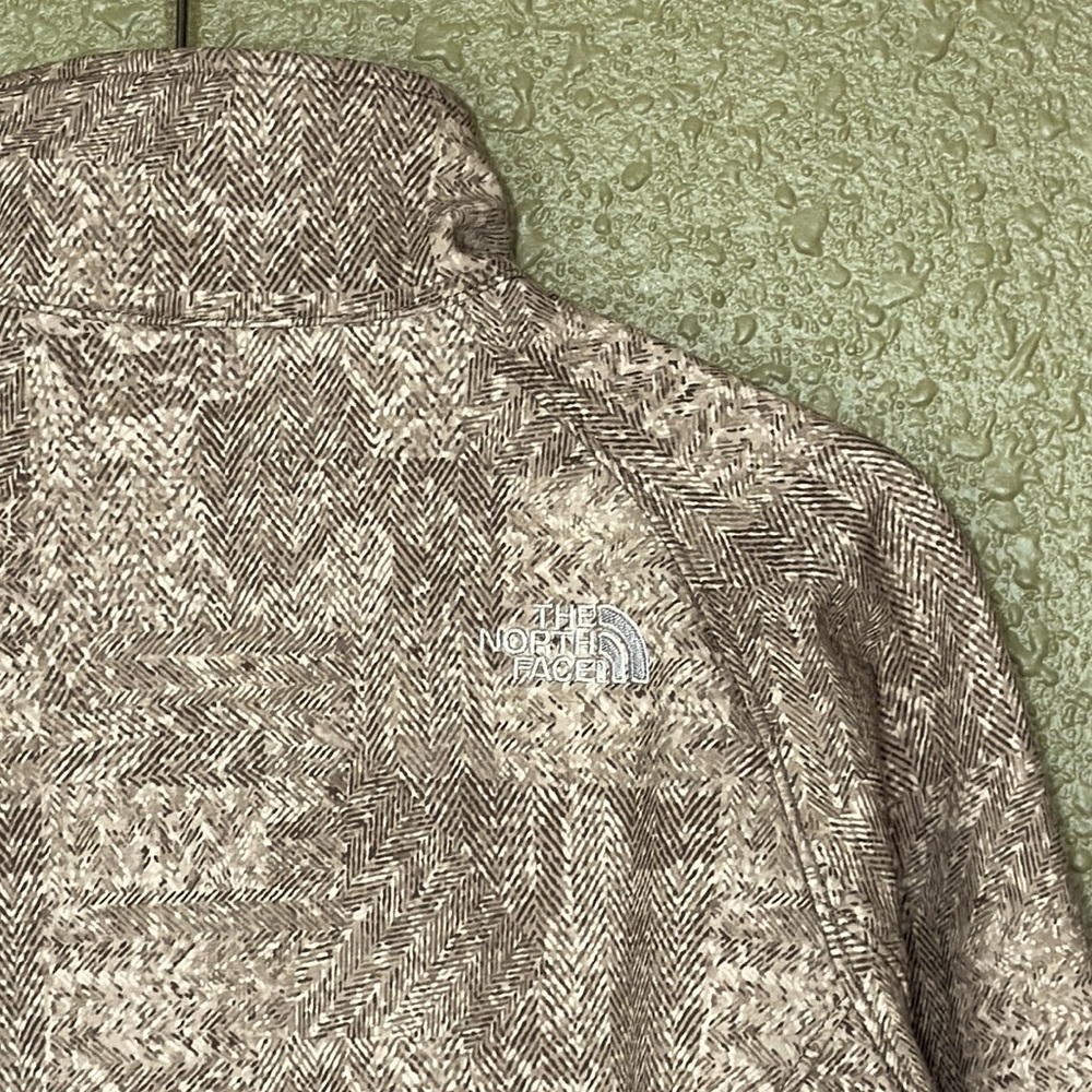 THE NORTH FACE Womens Apex Bionic Jacket - Picture 8 of 16